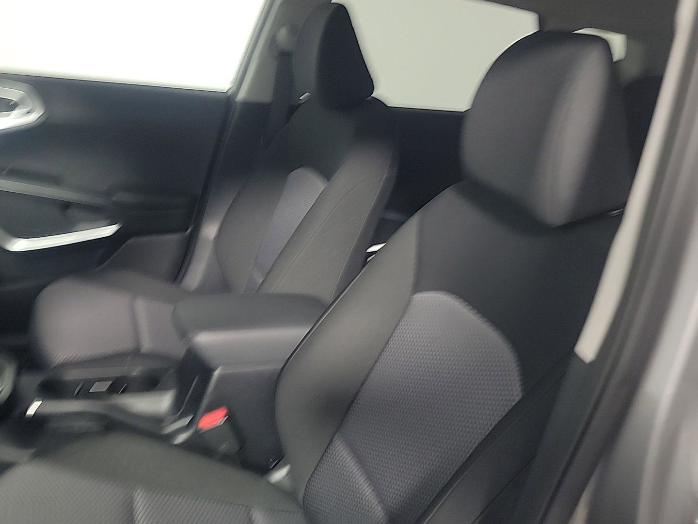 Used 2023 Kia Soul LX w/ LX Technology Package image 17