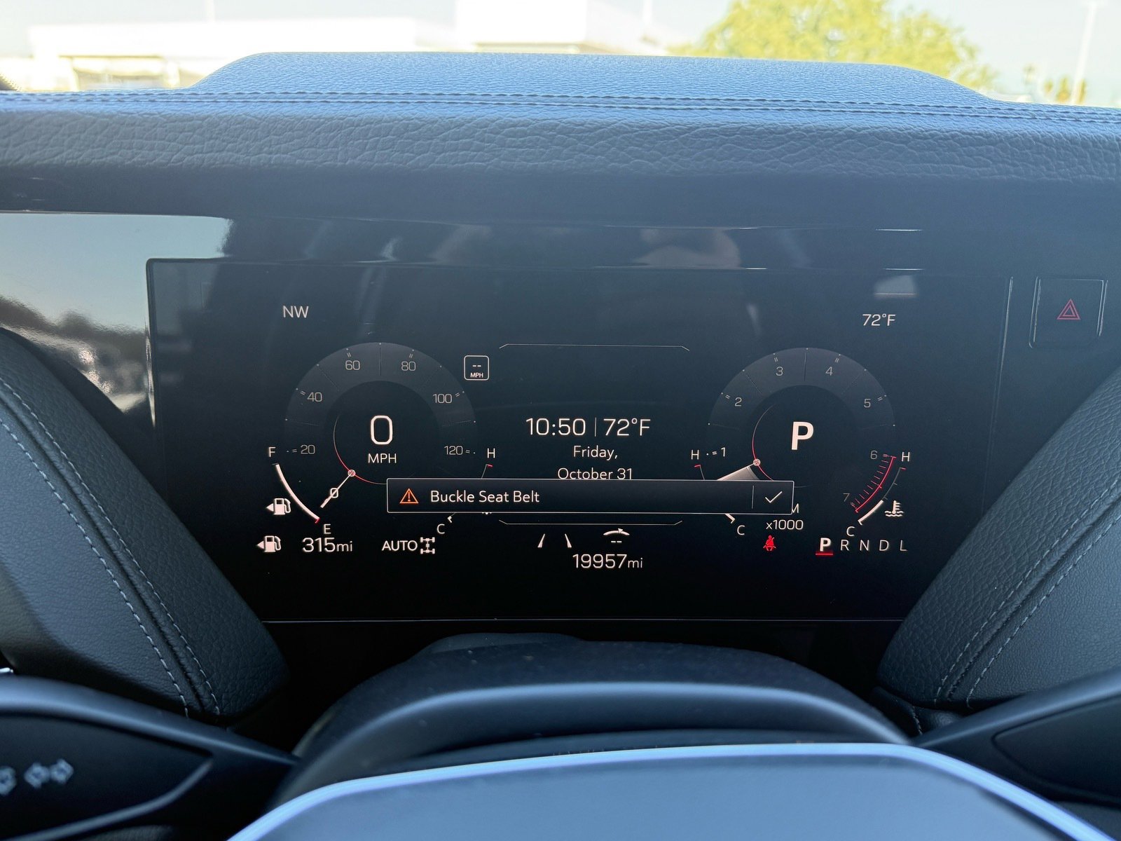 Used 2025 GMC Yukon Denali image 28