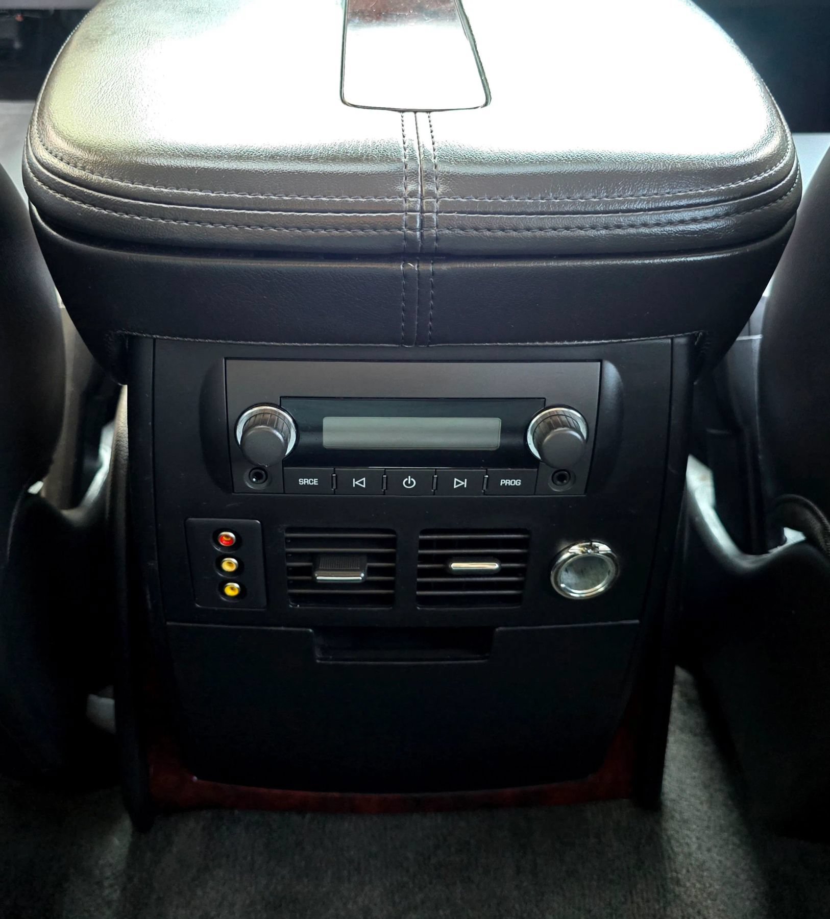Used 2010 Cadillac Escalade EXT Luxury AWD/4WD image 46