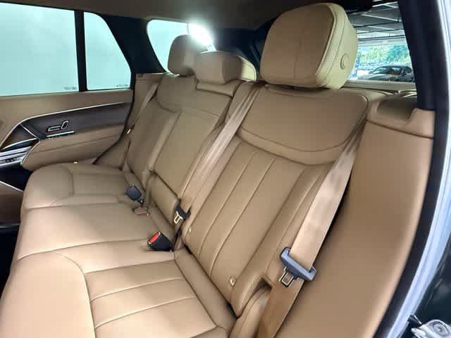 New 2027 Land Rover Range Rover SE AWD/4WD image 19