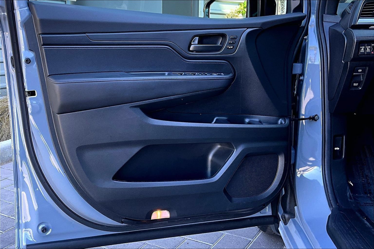 Used 2025 Honda Odyssey Sport-L image 23