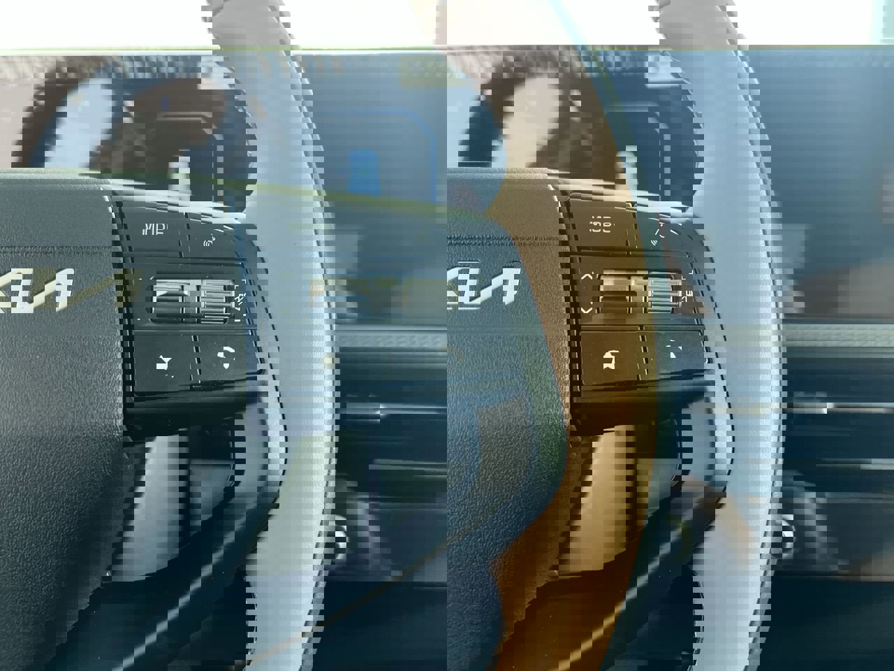 New 2025 Kia EV6 Wind image 19