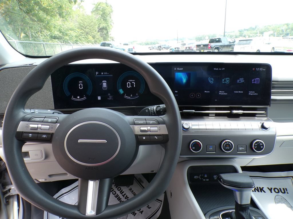 Certified 2026 Hyundai Kona SE AWD/4WD image 10
