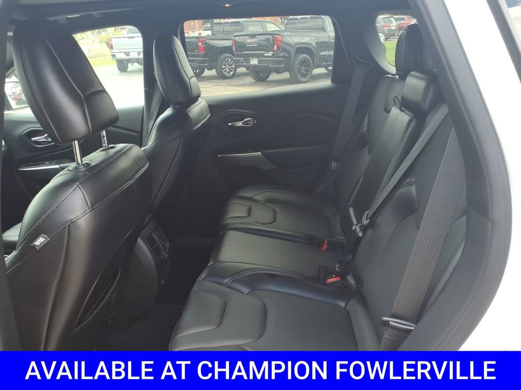 Used 2021 Jeep Cherokee High Altitude AWD/4WD image 10