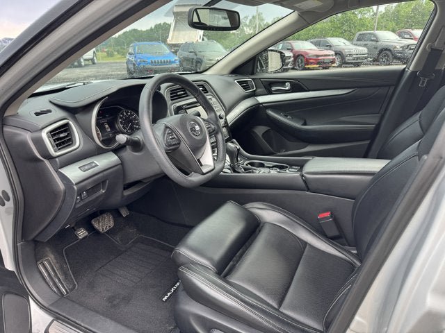 Used 2017 Nissan Maxima 3.5 SV FWD image 10