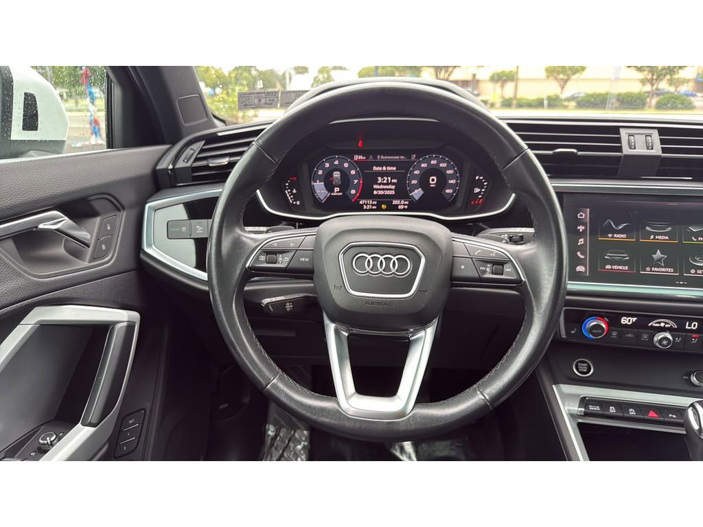 Used 2023 Audi Q3 2.0T Premium image 12