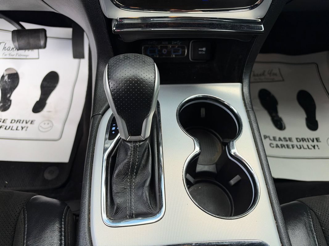 Used 2018 Jeep Grand Cherokee SRT AWD/4WD image 22