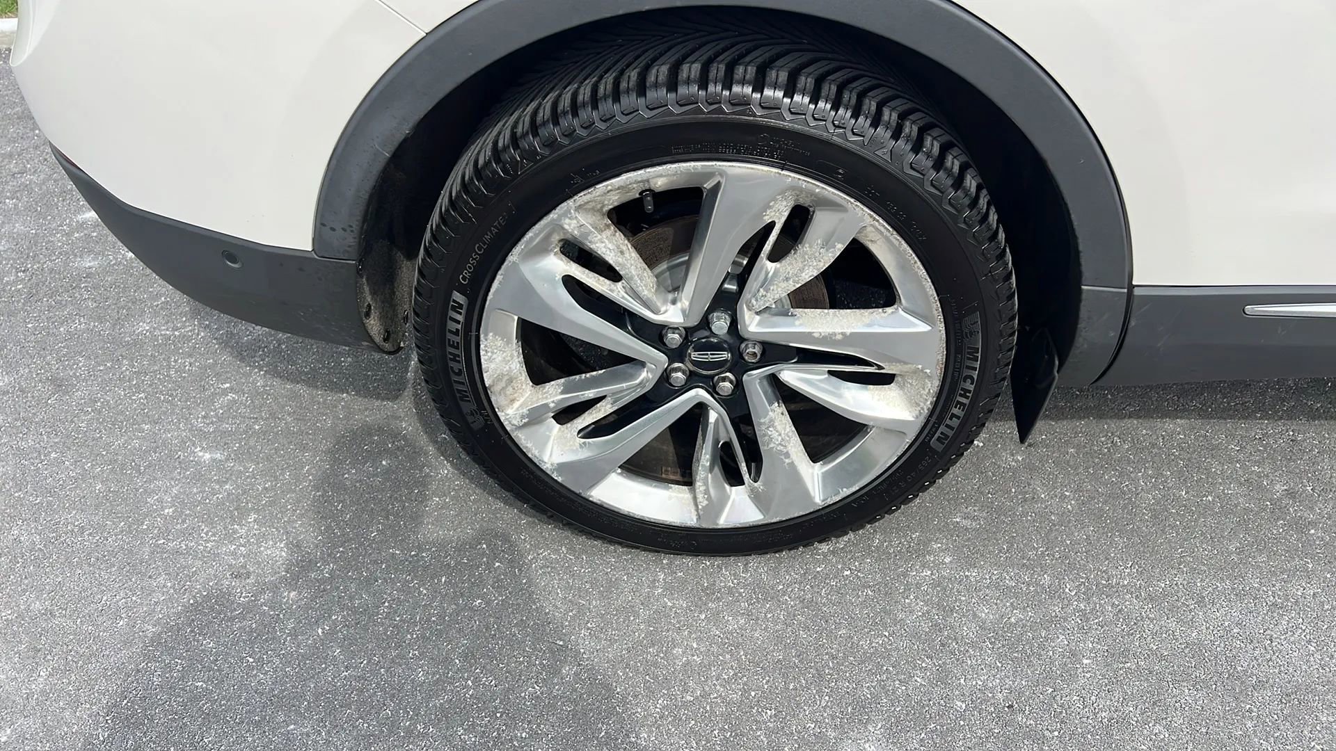 Used 2016 Lincoln MKX Reserve w/ Technology Package image 37