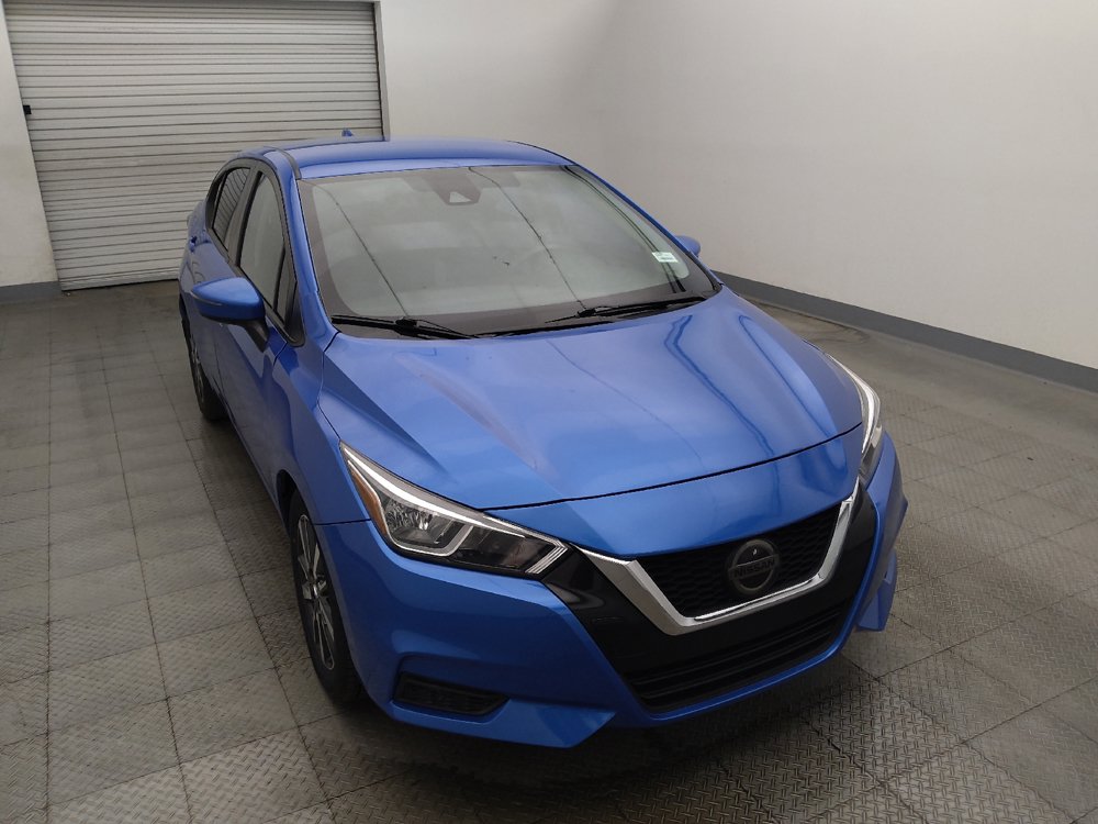 Used 2021 Nissan Versa SV FWD image 14