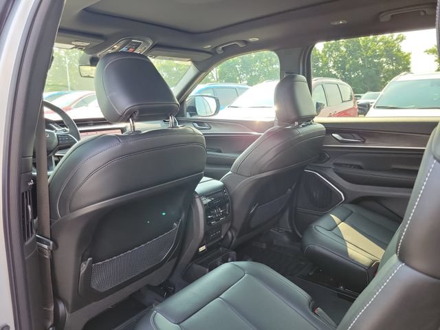 New 2026 Jeep Grand Cherokee L Limited AWD/4WD image 10