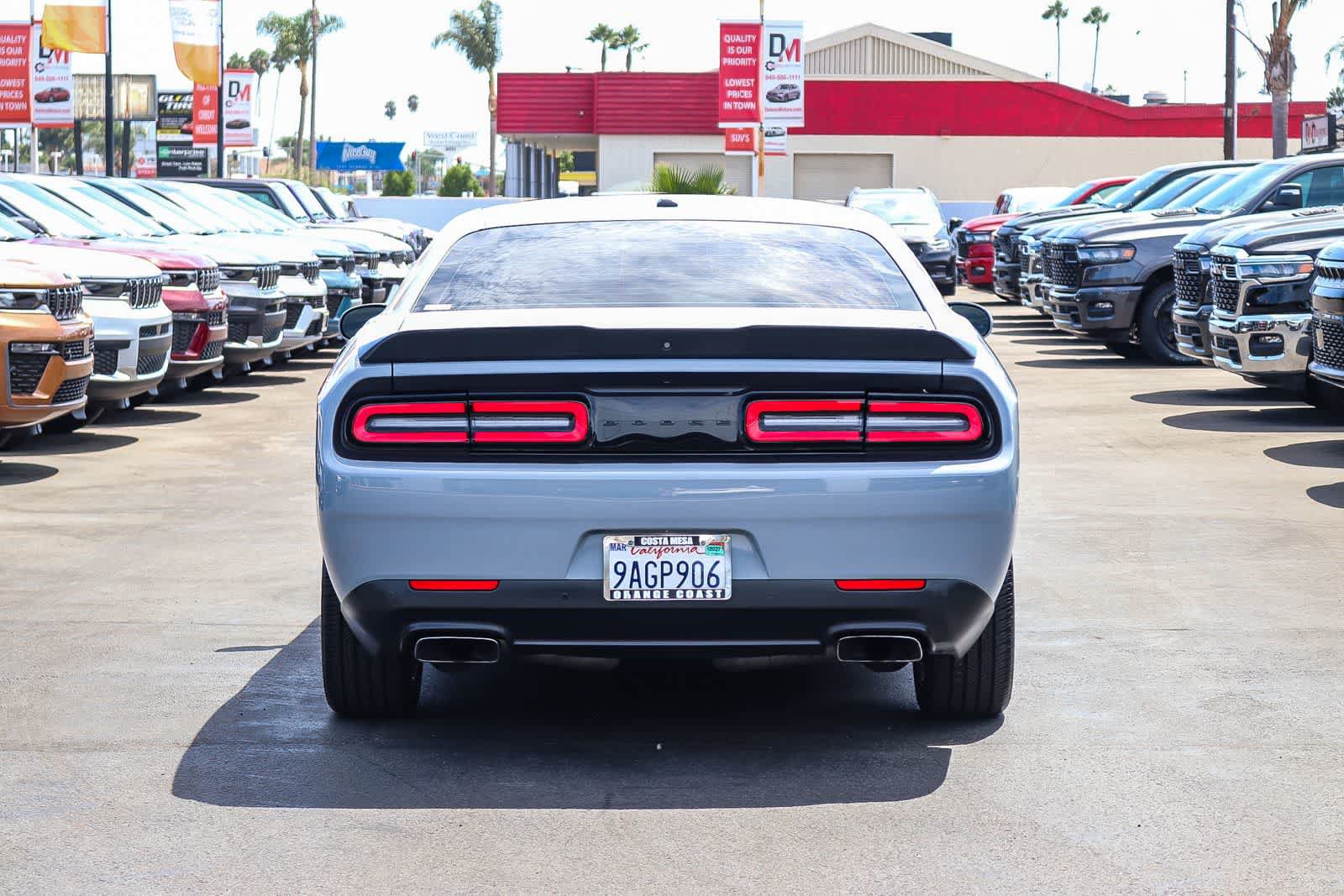 Used 2021 Dodge Challenger R/T w/ Blacktop Package RWD image 5