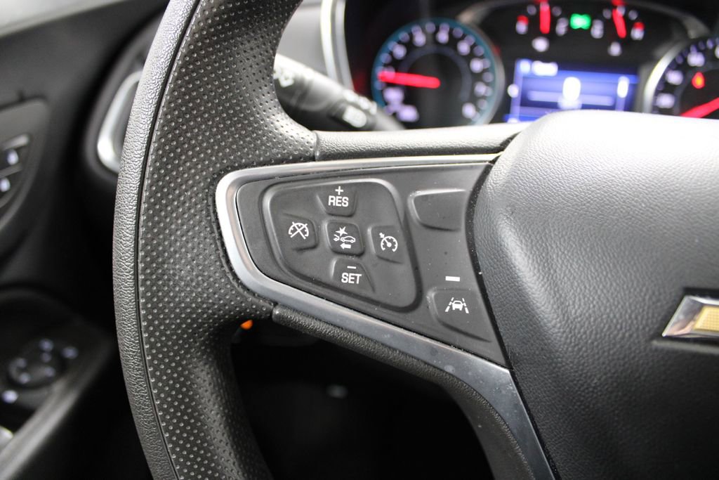 Used 2023 Chevrolet Equinox LT image 34