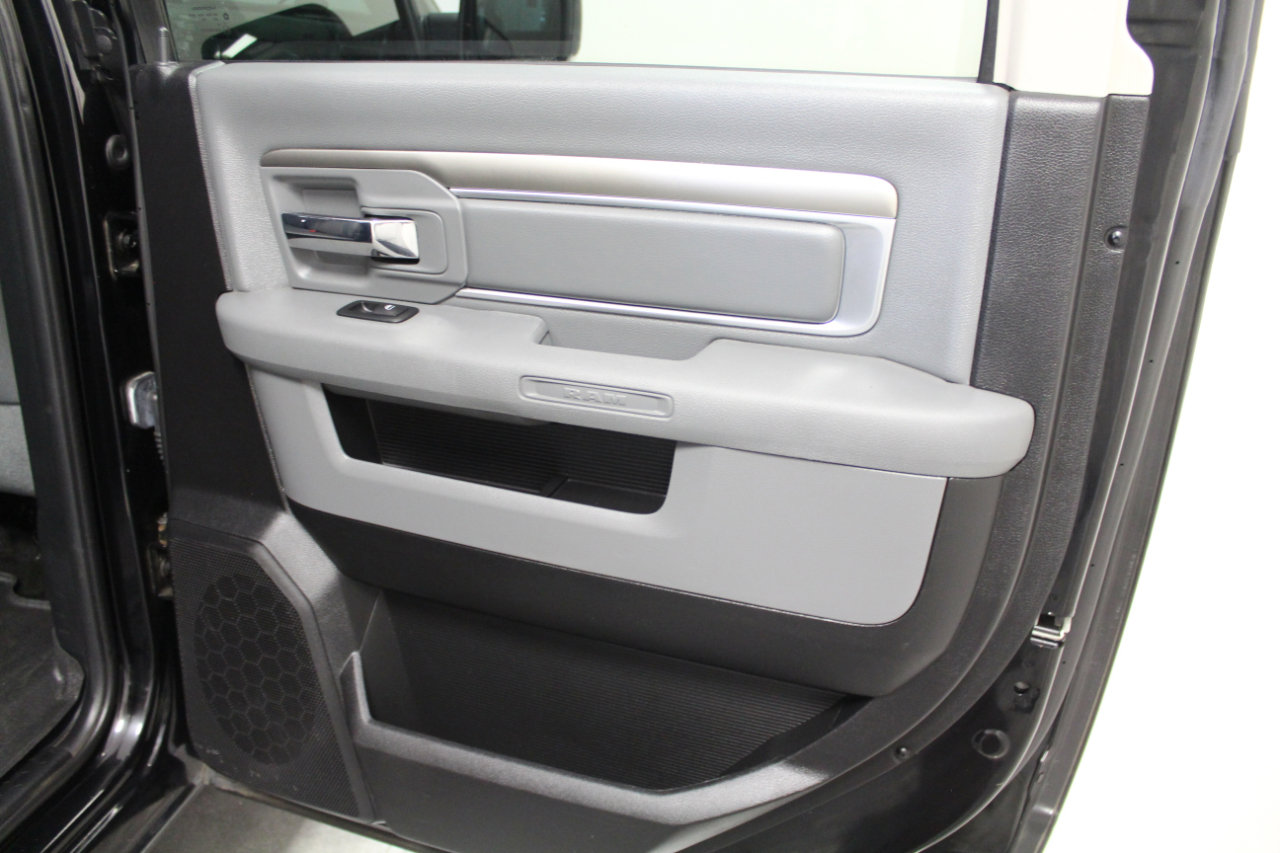 Used 2014 RAM 1500 Big Horn image 24