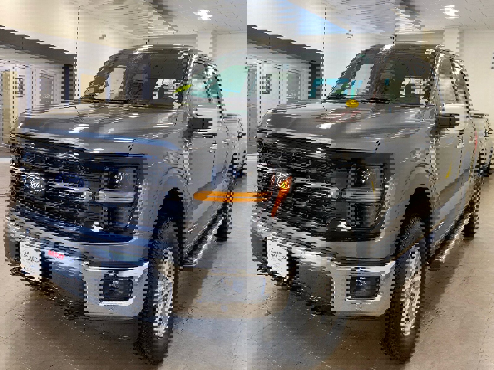 New 2025 Ford F150 XLT w/ Equipment Group 302A MID image 4