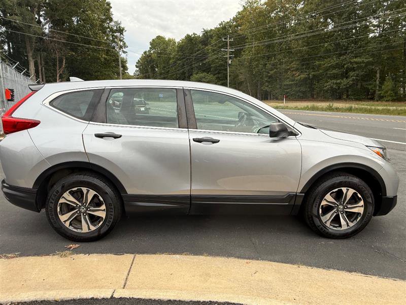 Used 2017 Honda CR-V LX image 7