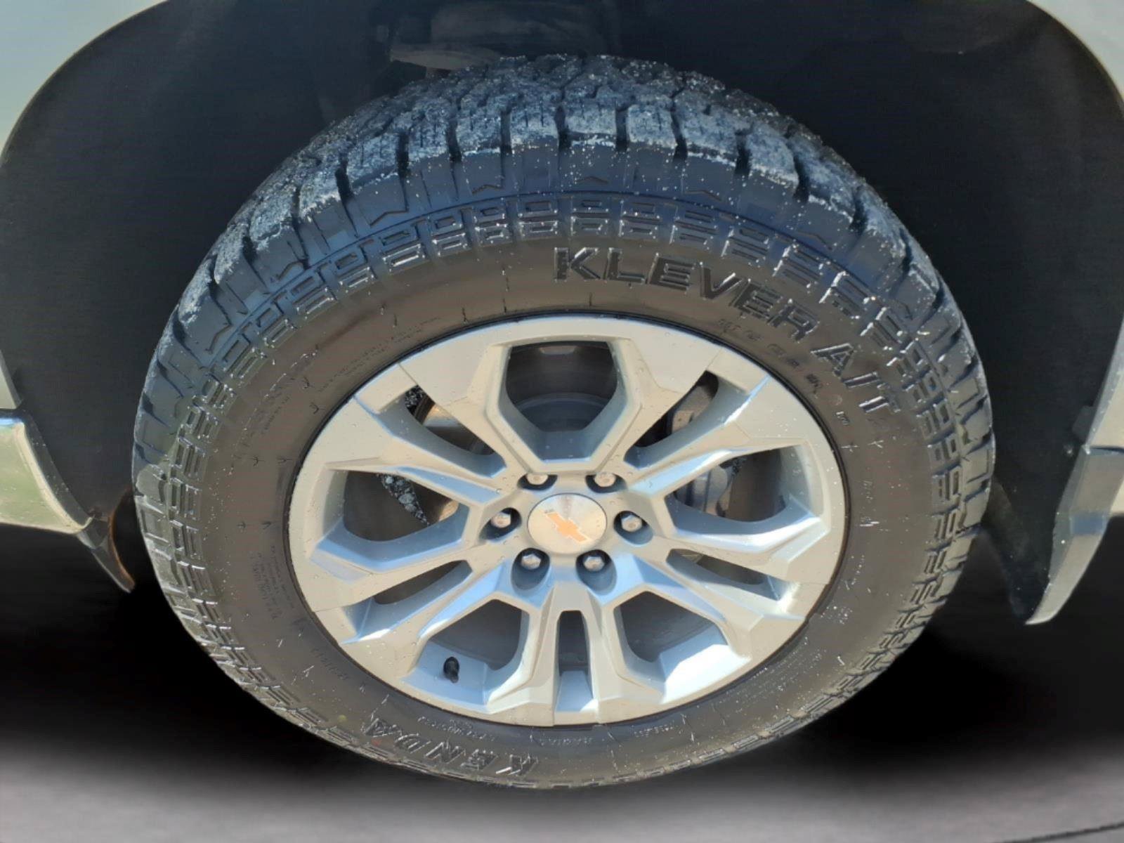 Used 2024 Chevrolet Silverado 1500 LTZ w/ LTZ Convenience Package II AWD/4WD image 9