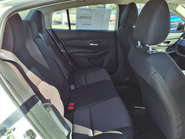 New 2026 Nissan Sentra SR w/ Floor Mat Package FWD image 7