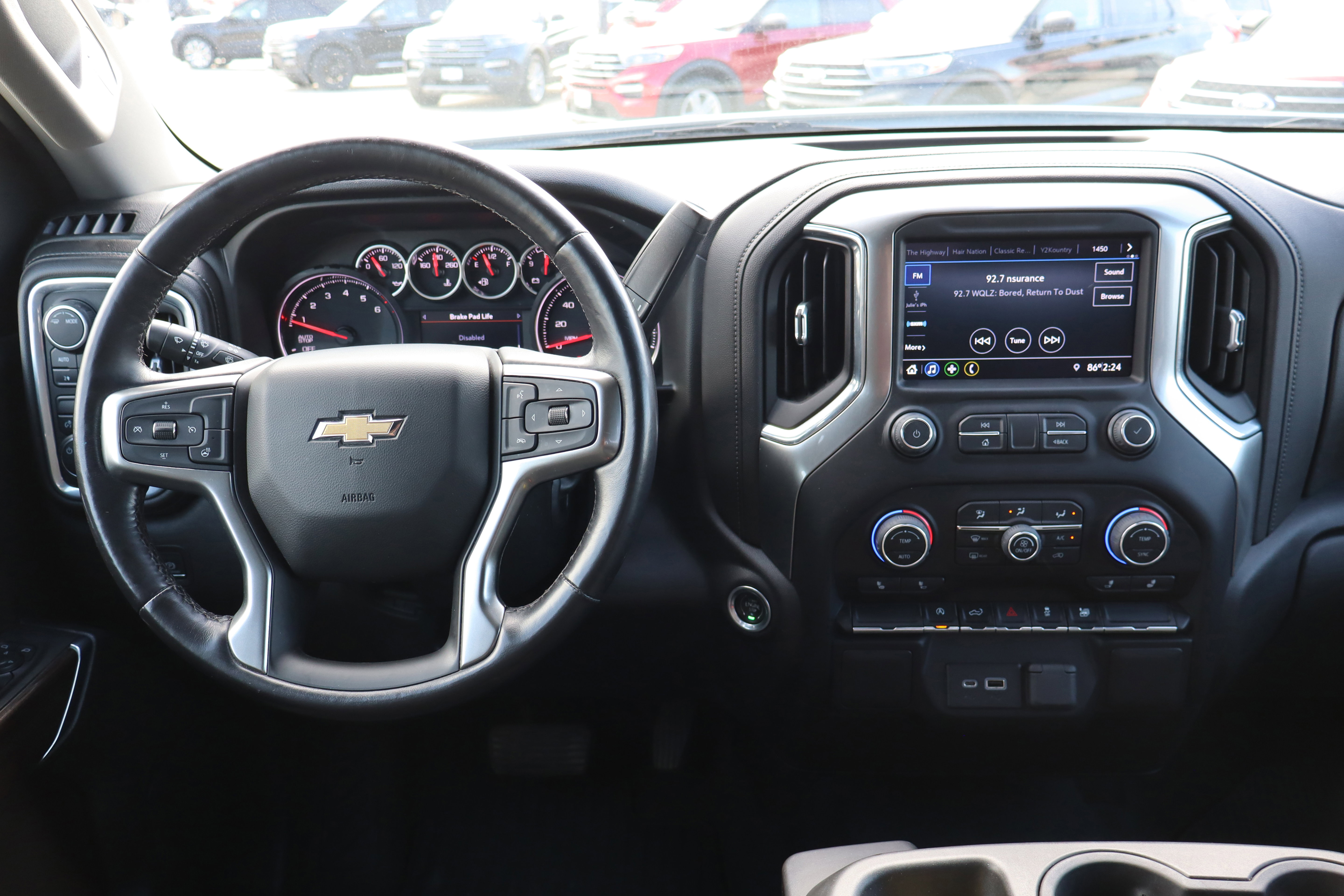 Used 2022 Chevrolet Silverado 1500 LT image 14