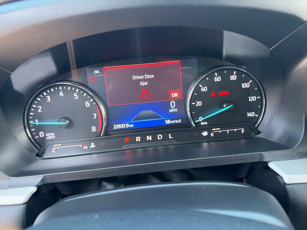 Used 2023 Ford Explorer XLT w/ Equipment Group 202A AWD/4WD image 17