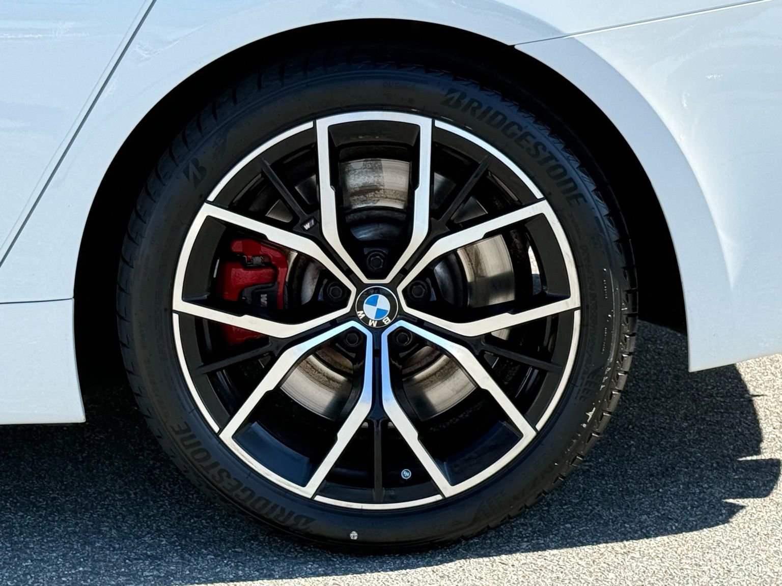 Used 2023 BMW 540i w/ M Sport Package image 17