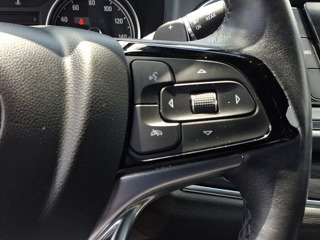 Used 2023 Buick Enclave Essence AWD/4WD image 22