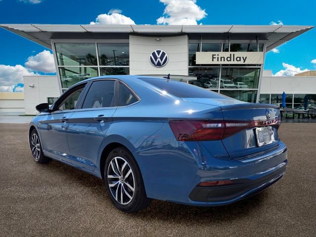 Certified 2026 Volkswagen Jetta SE FWD image 5