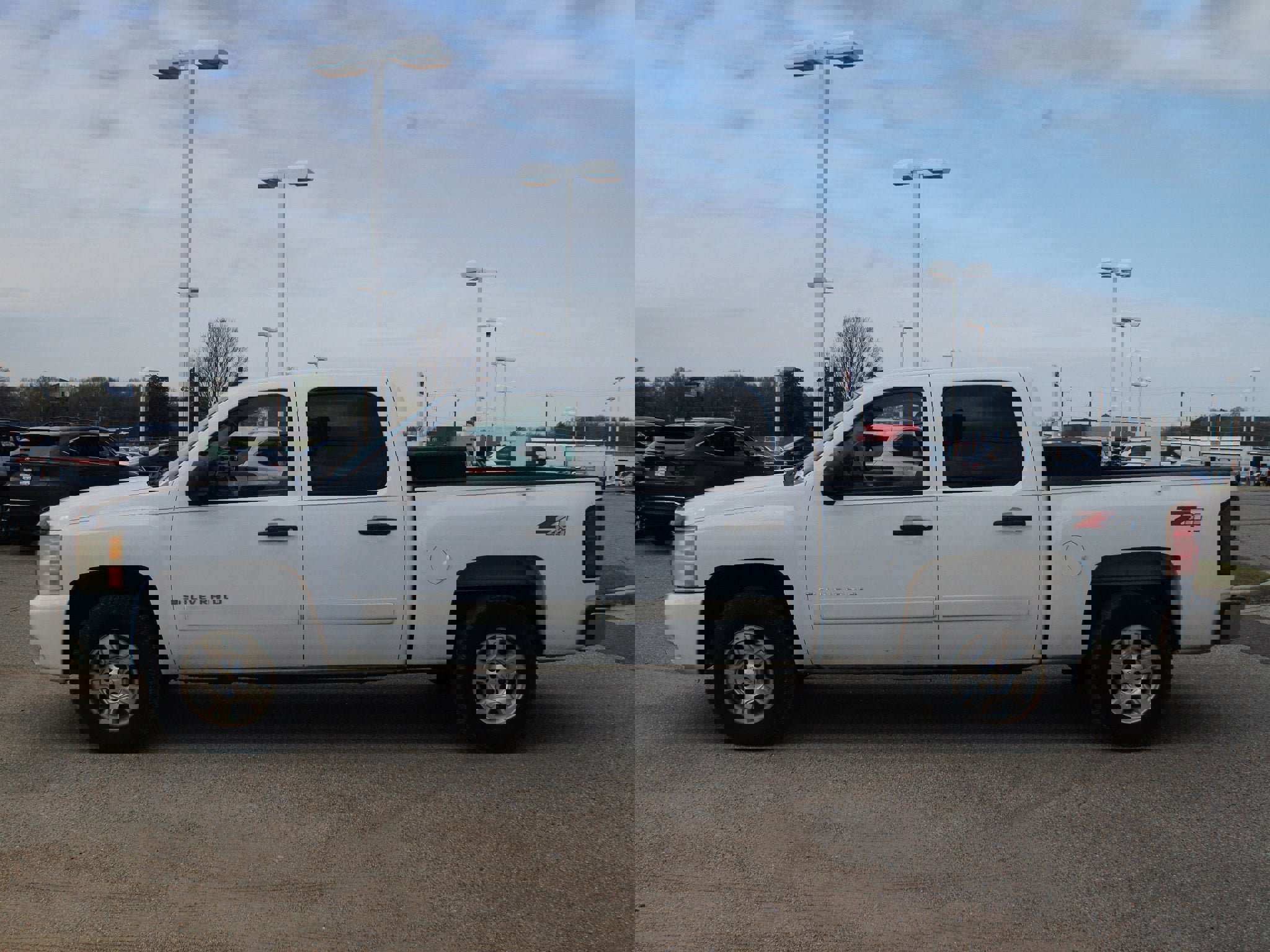 Used 2008 Chevrolet Silverado 1500 LT w/ Power Pack Plus AWD/4WD image 3