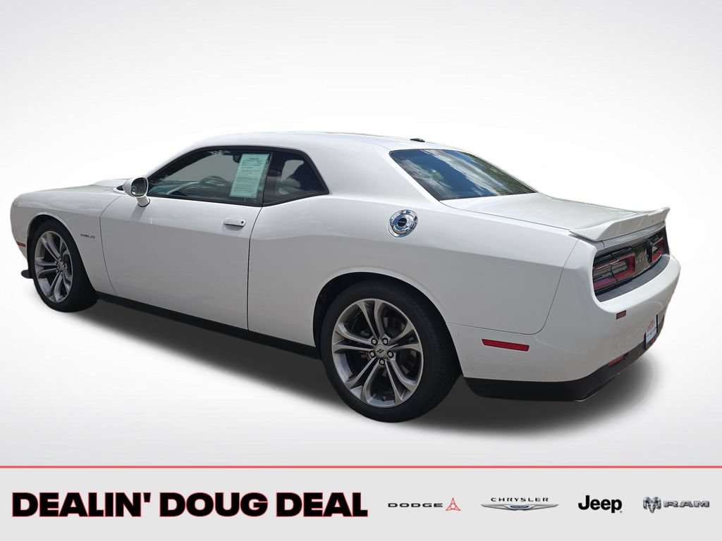 Used 2022 Dodge Challenger R/T RWD image 3
