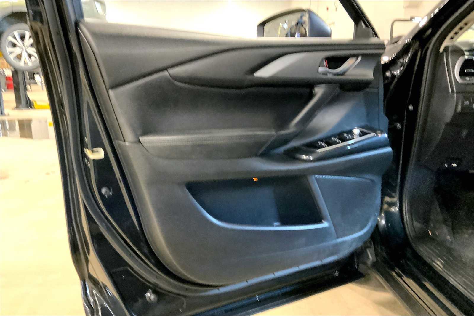 Used 2019 MAZDA CX-9 Touring image 21