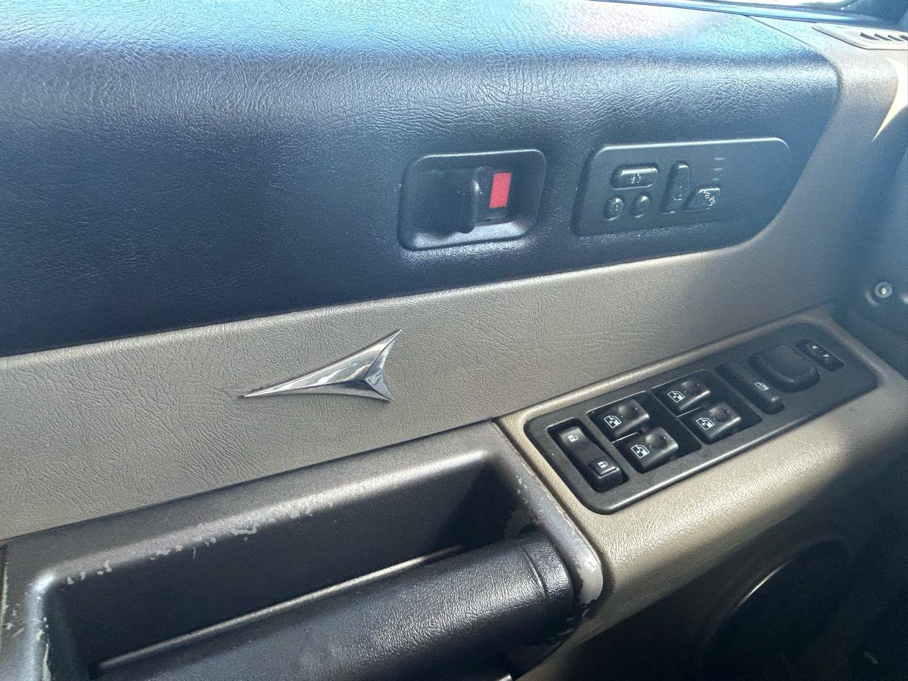 Used 2003 HUMMER H2 w/ Preferred Equipment Group AWD/4WD image 27