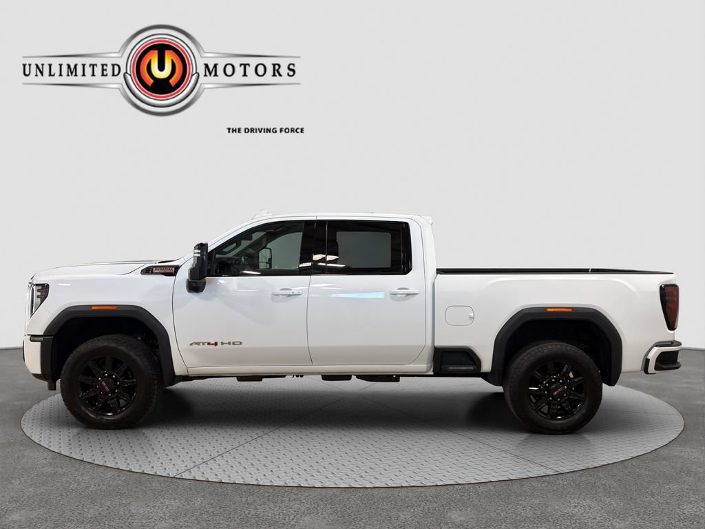 Used 2025 GMC Sierra 2500 AT4 AWD/4WD image 2