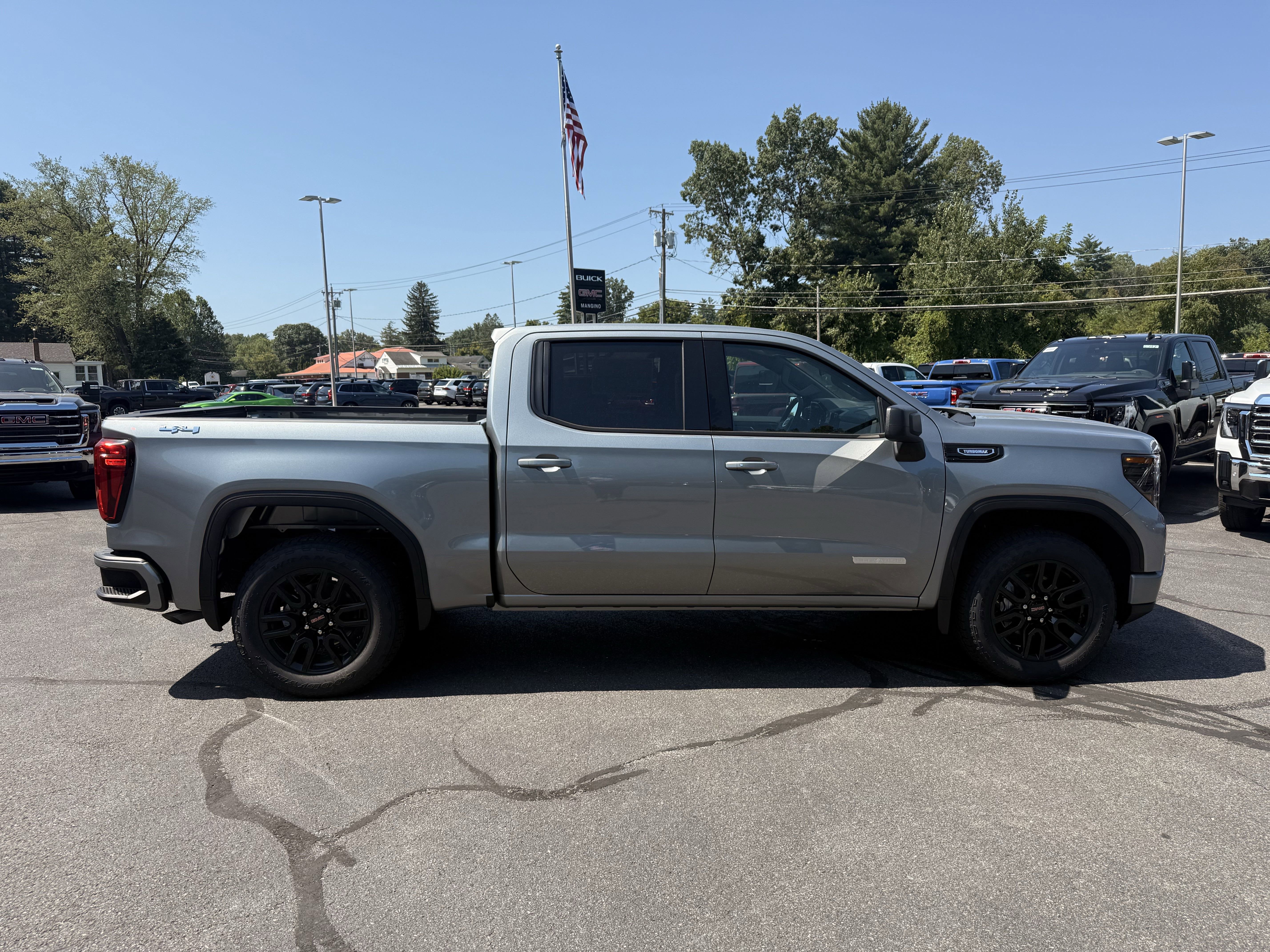 New 2026 GMC Sierra 1500 Elevation image 6