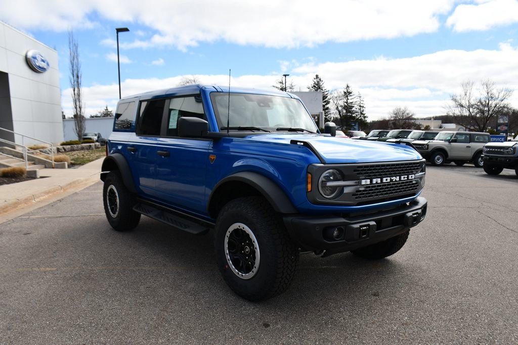 New 2026 Ford Bronco Badlands AWD/4WD image 9