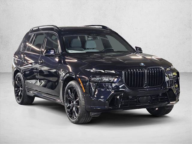 Used 2024 BMW X7 xDrive40i w/ Executive Package AWD/4WD image 3