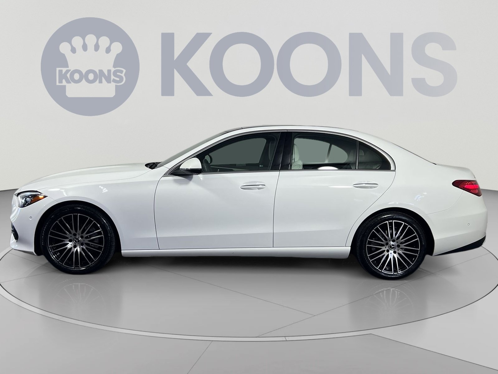 Used 2025 Mercedes-Benz C 300 4MATIC Sedan image 7