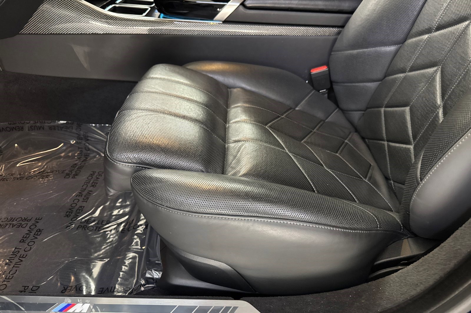 Certified 2023 BMW 740i w/ Parking Assistance Package RWD image 15
