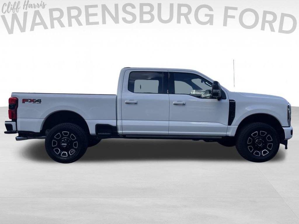 New 2025 Ford F350 Platinum w/ FX4 Off-Road Package image 8