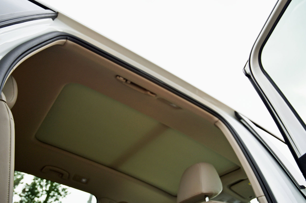 Used 2020 Volkswagen Atlas SE w/ Panoramic Sunroof Package image 38