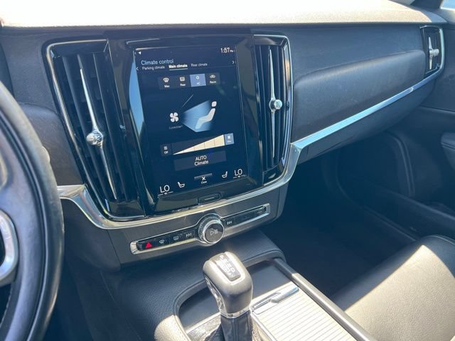 Used 2018 Volvo V90 T5 Cross Country w/ Convenience Package AWD/4WD image 15