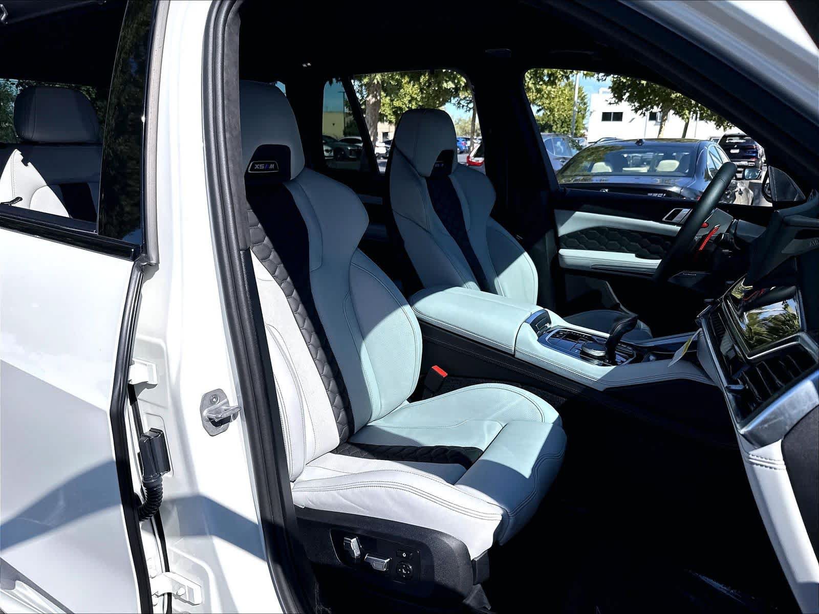 Used 2026 BMW X5 M Competition w/ Executive Package AWD/4WD image 31