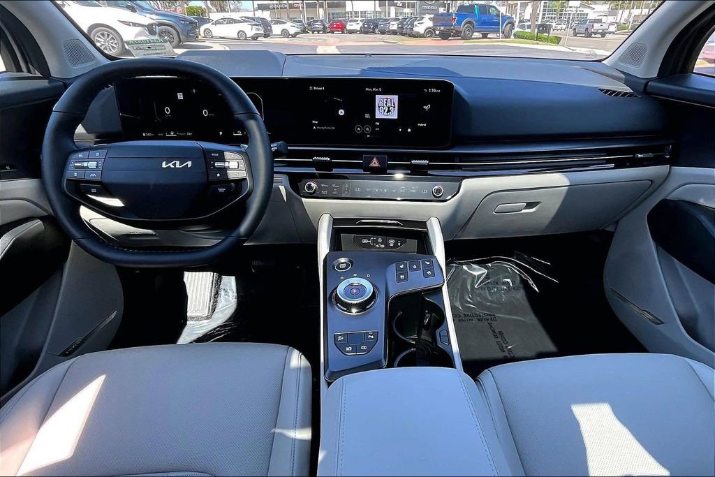 Used 2026 Kia Sportage SX Prestige image 13