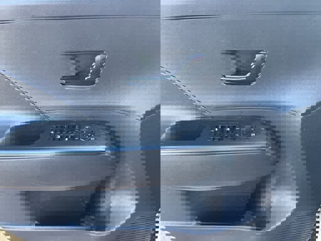 Used 2024 Hyundai Kona SE image 9