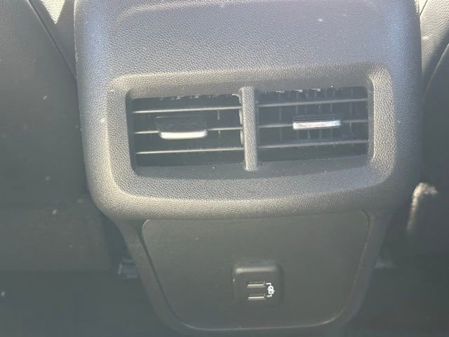 Used 2022 Chevrolet Equinox RS w/ RS Leather Package image 30