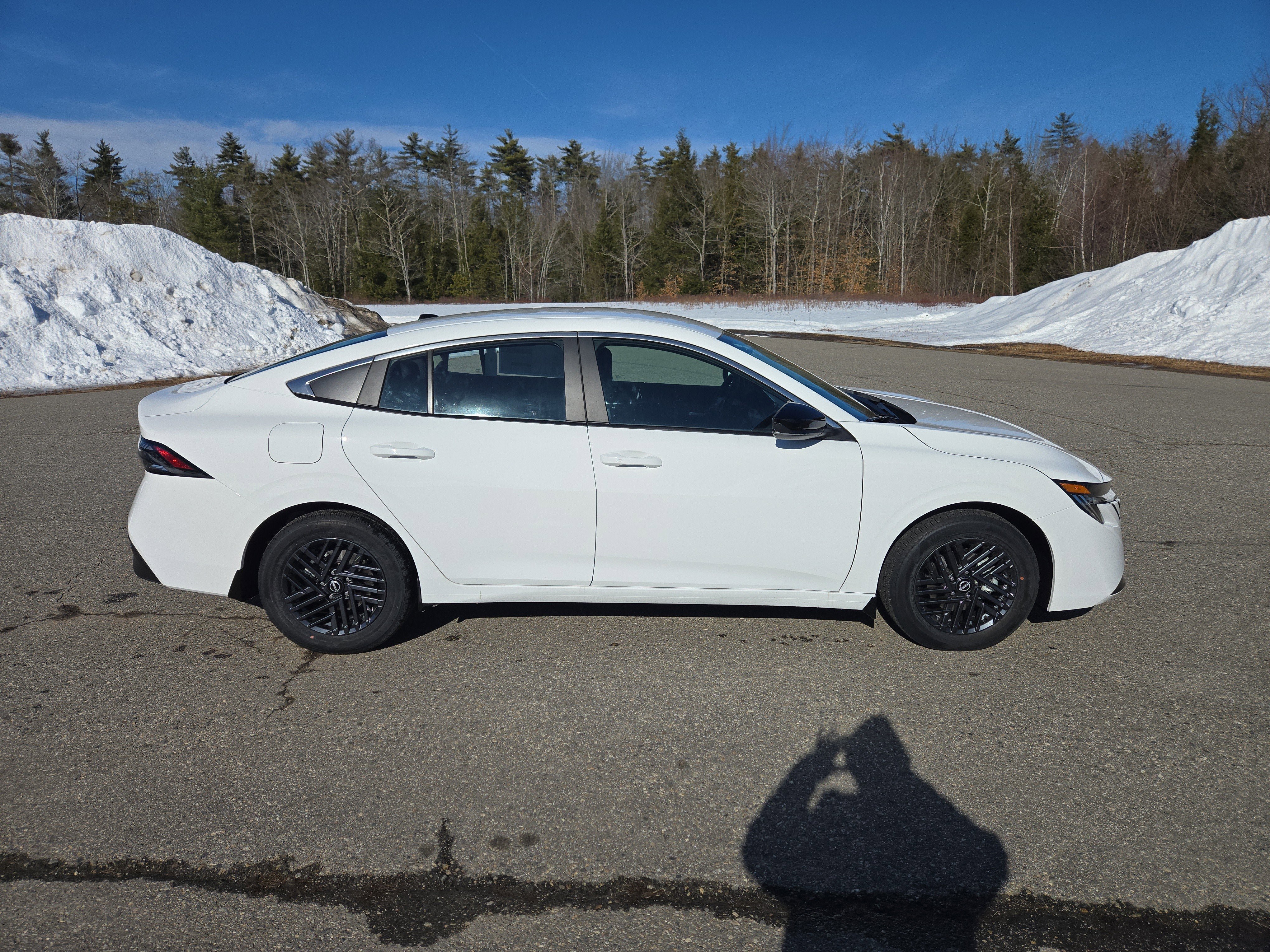 New 2026 Nissan Sentra SV w/ SV Convenience Package FWD image 8