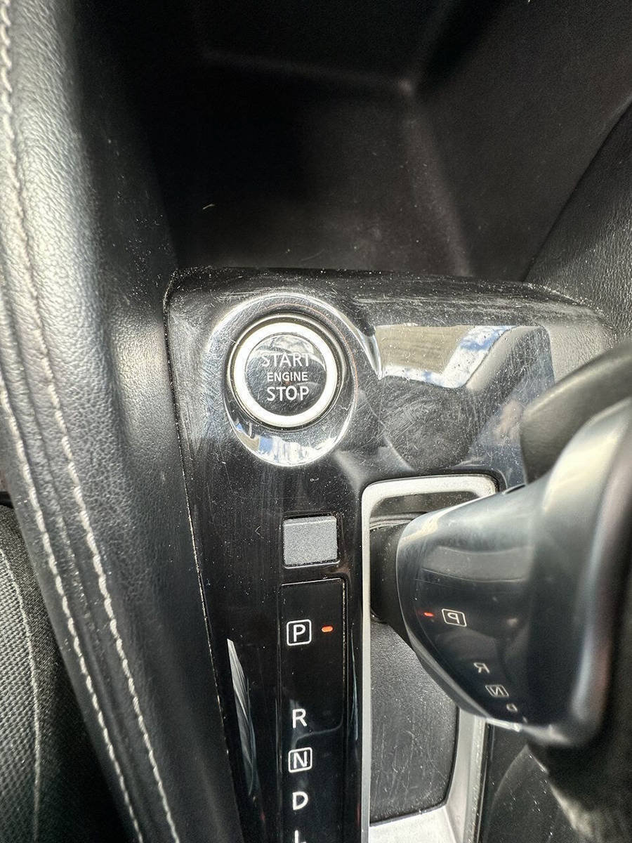 Used 2019 Nissan Kicks SV FWD image 19