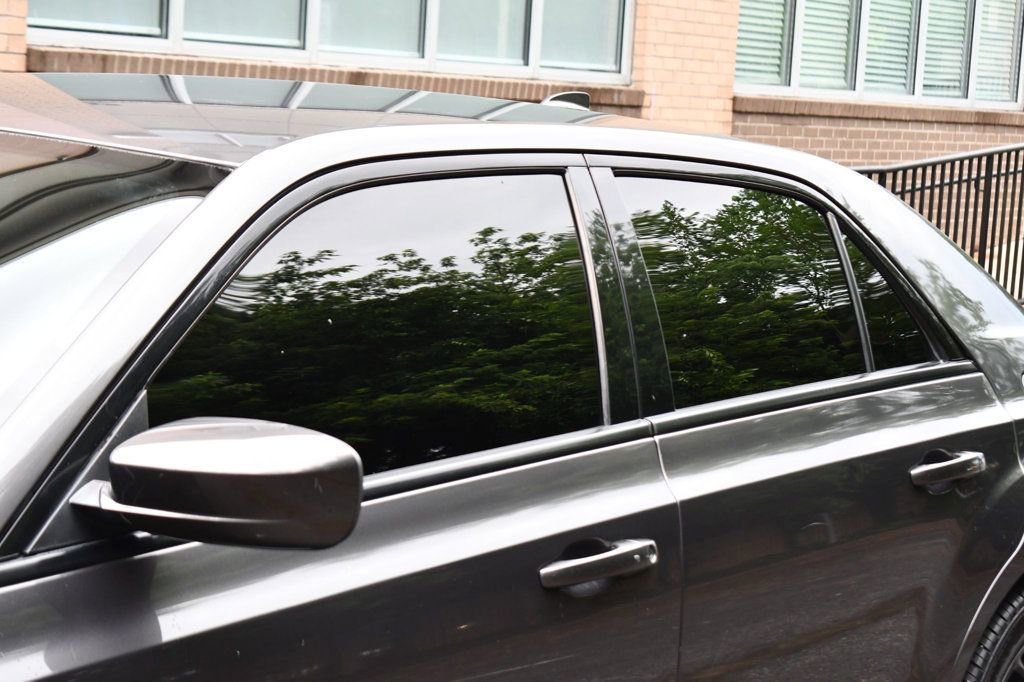 Used 2019 Chrysler 300 S image 51