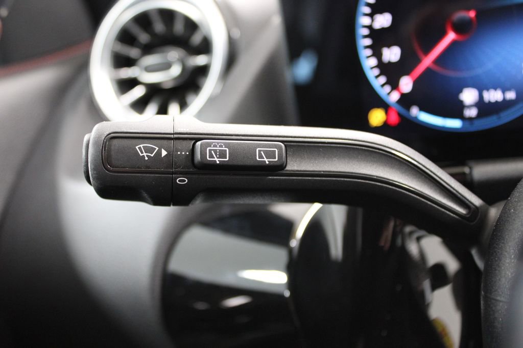 Used 2022 Mercedes-Benz GLA 35 AMG 4MATIC image 36