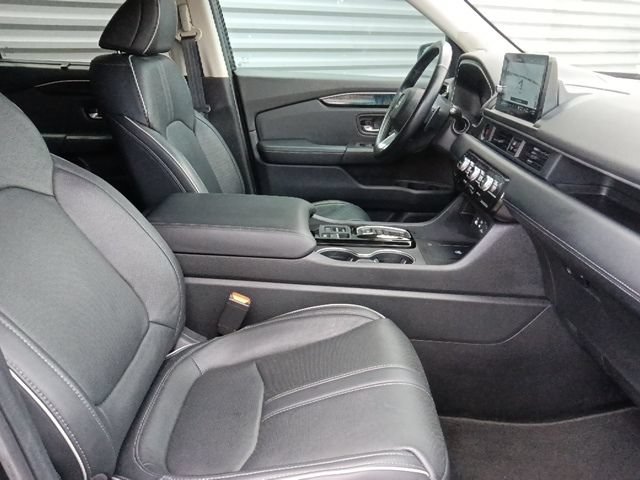 Used 2023 Honda Pilot Elite image 35