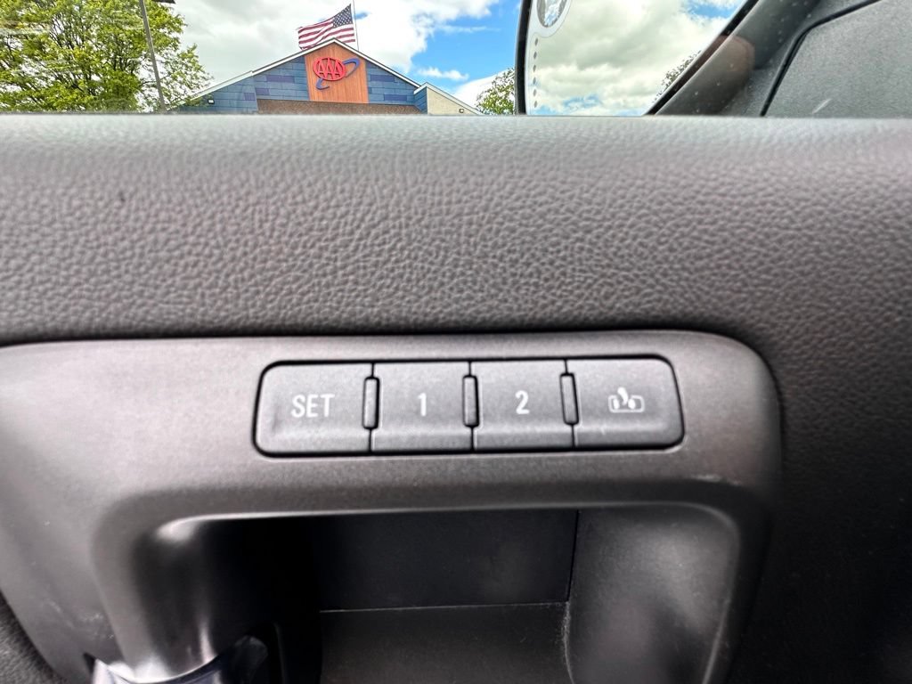 Certified 2017 Chevrolet Silverado 1500 LTZ Z71 w/ LTZ Plus Package AWD/4WD image 25