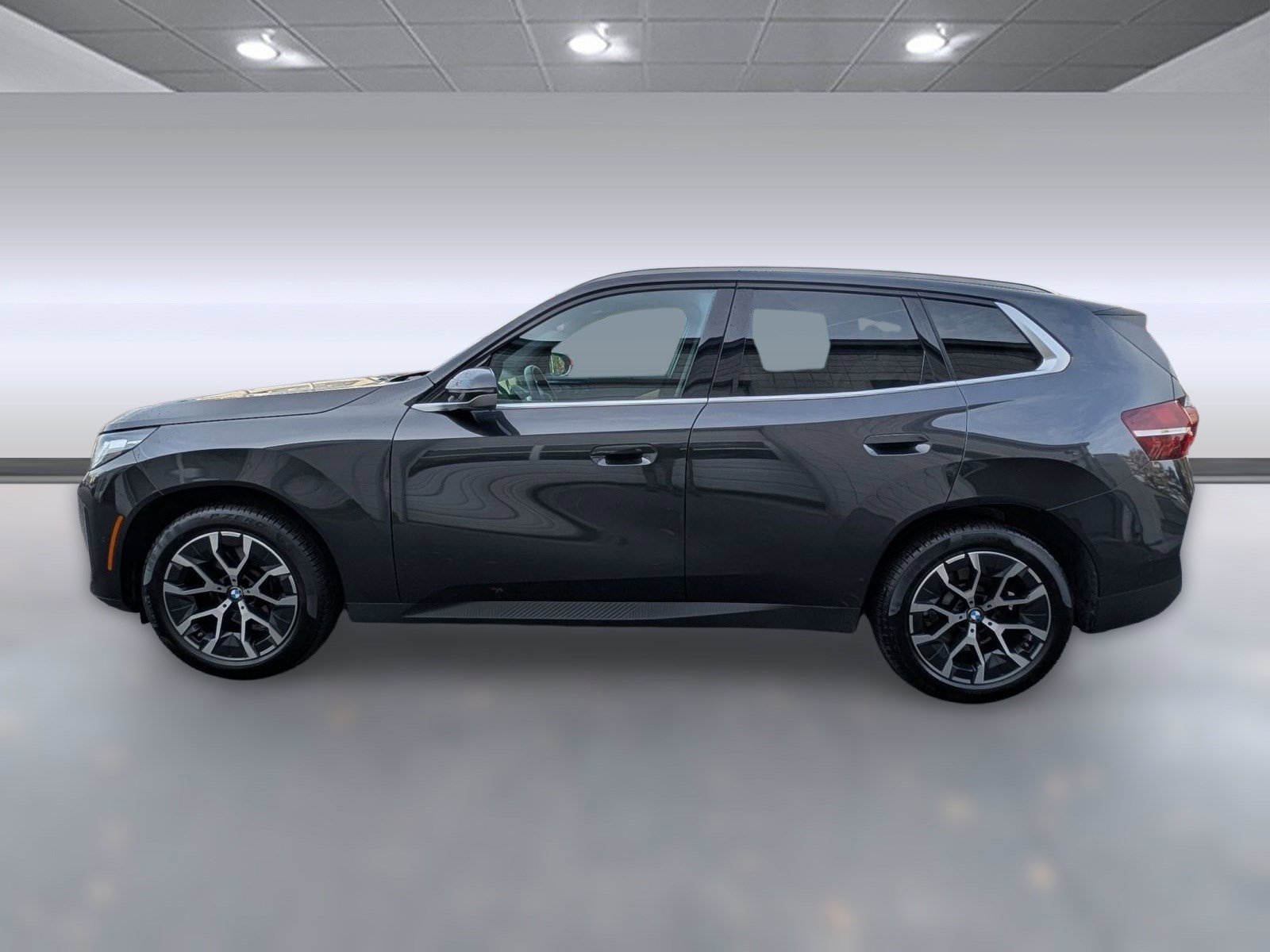 Used 2025 BMW X3 xDrive30i image 2